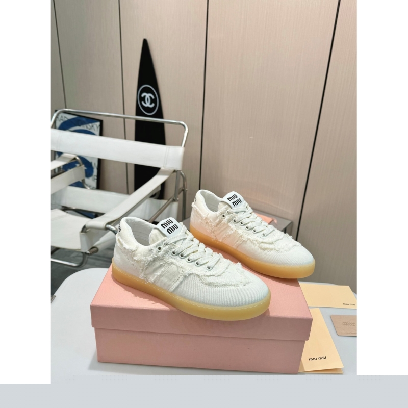 Miu Miu Casual Shoes